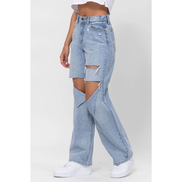 PRICE DROP 90’s Boyfriend Distressed Highest Rise Denim Jeans - Picture 7 of 11